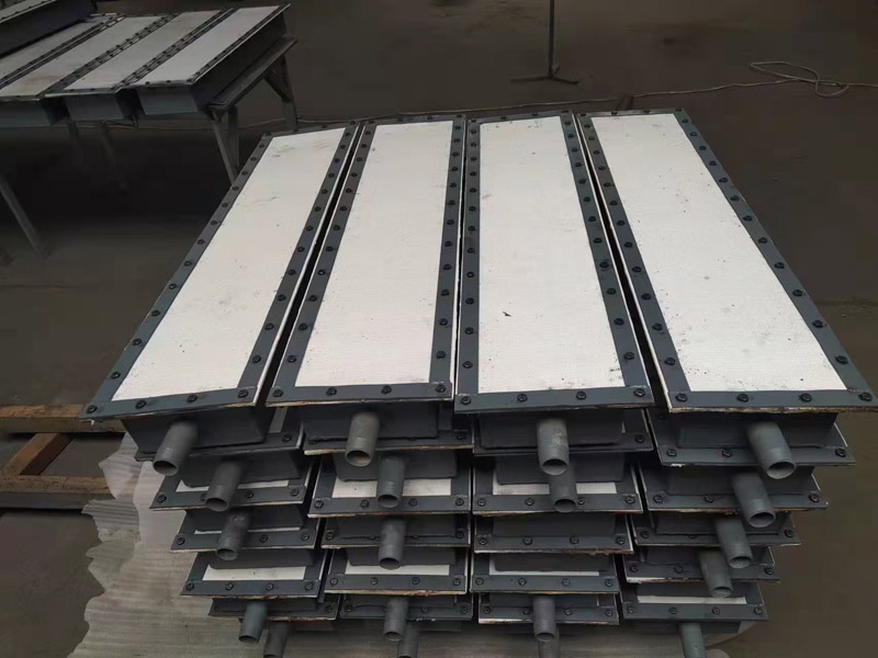 莺歌海镇充气箱